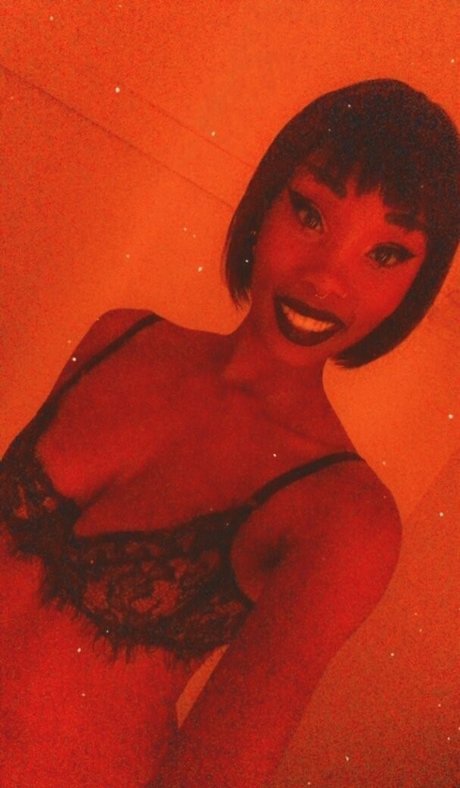 venusmoon3 star adult photo