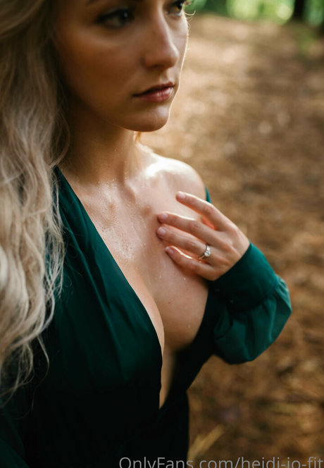 amateur teen onlyfans naked photos
