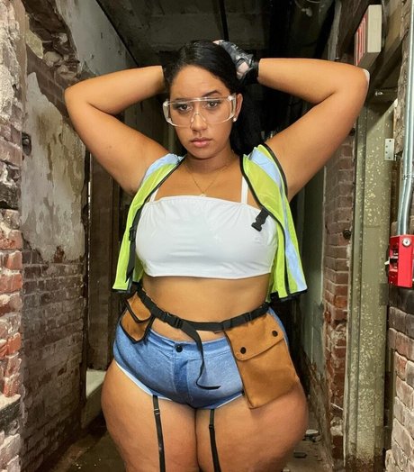 tianatee808 model nice pics