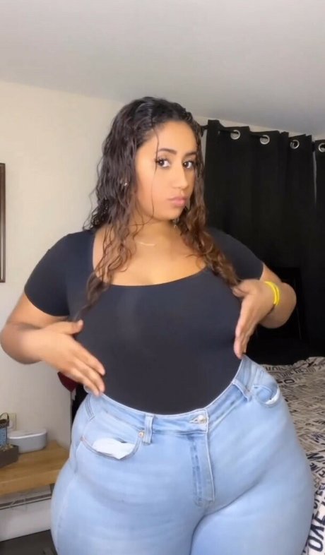 tianatee808 pornstar hot image