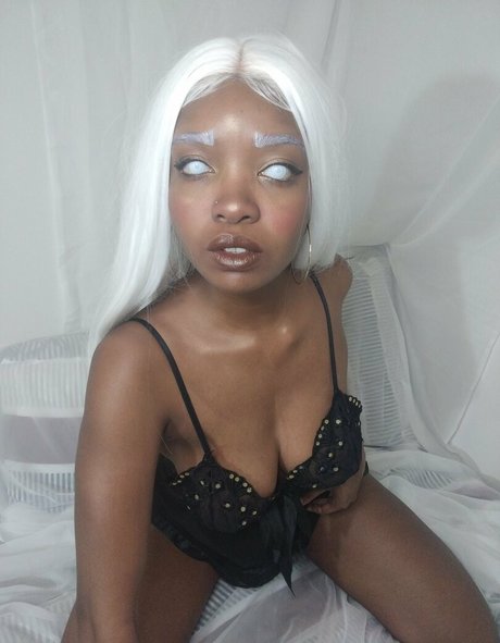 ebunnipurrl star hot photo