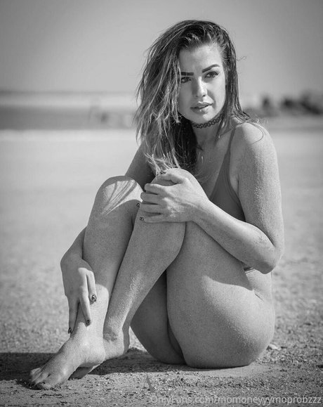 momoneyyymoprobzzz pornstar nice galleries