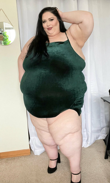 thick solo onlyfans hd photos