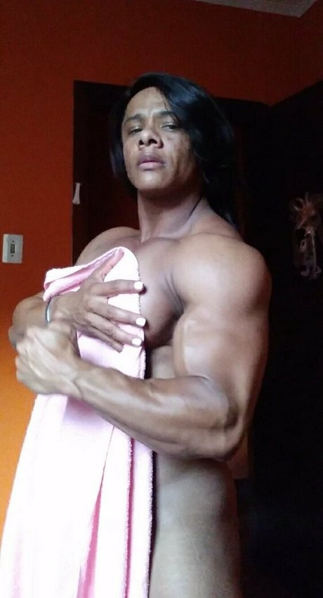 cristtina43 free model pics