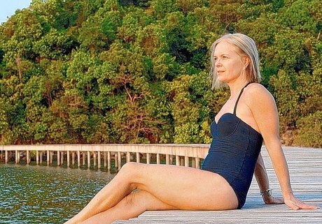 Mariella Frostrup star sexy photos