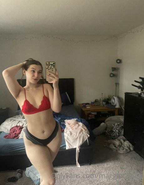 maggierayelle adult star pictures