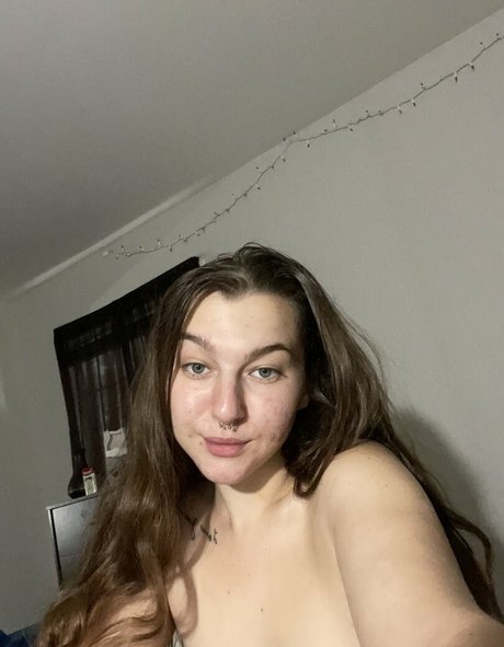 maggierayelle naked star archive