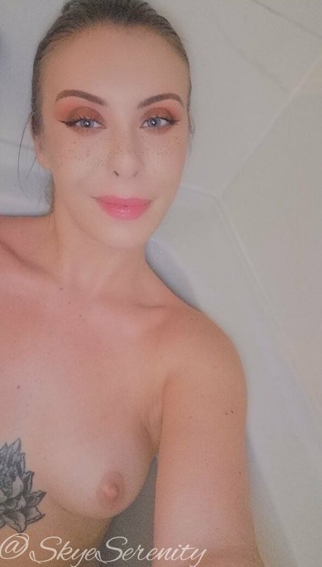 skyeserenity star hot pictures