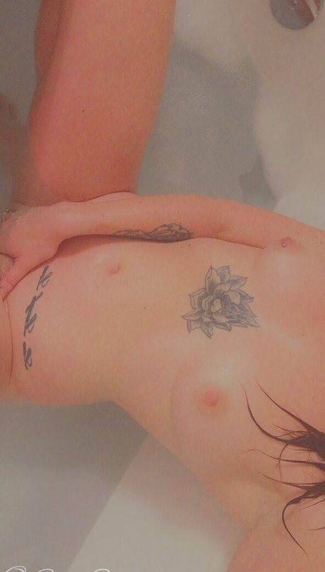 skyeserenity star nude photos