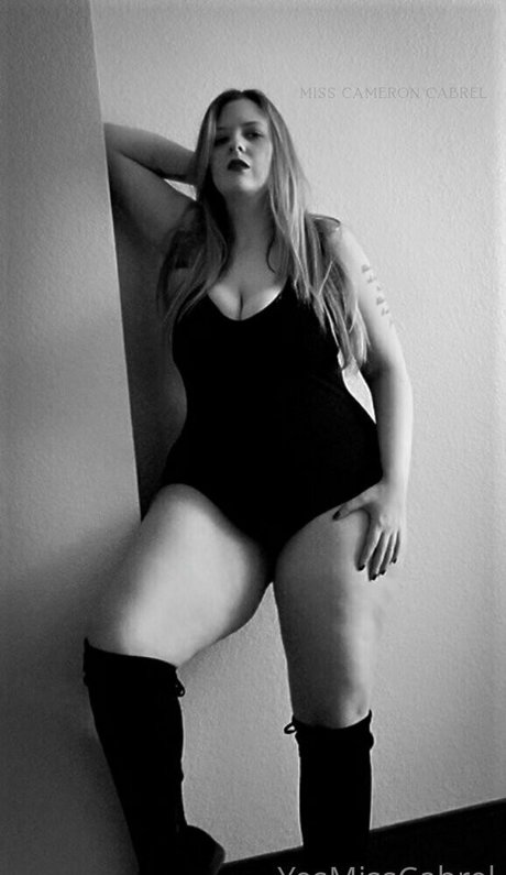 yesmisscabrel model erotic pics