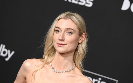 Elizabeth Debicki star nude picture