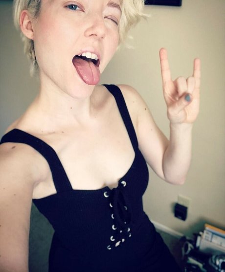 Josephine McAdam model porn photo