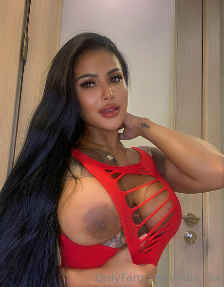 Hola Vix star adult img