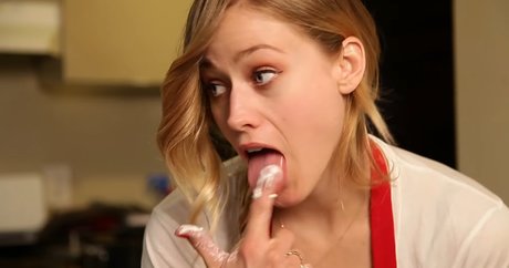 Olivia Taylor Dudley pretty actress picture