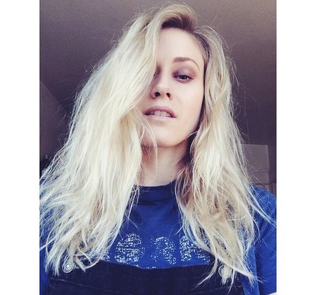 Olivia Taylor Dudley erotic star archive