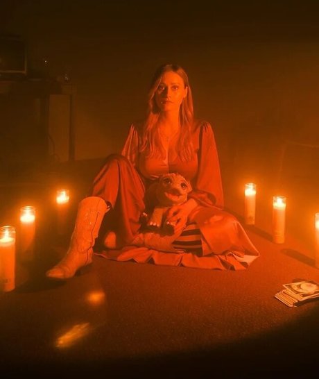 Olivia Taylor Dudley profile image