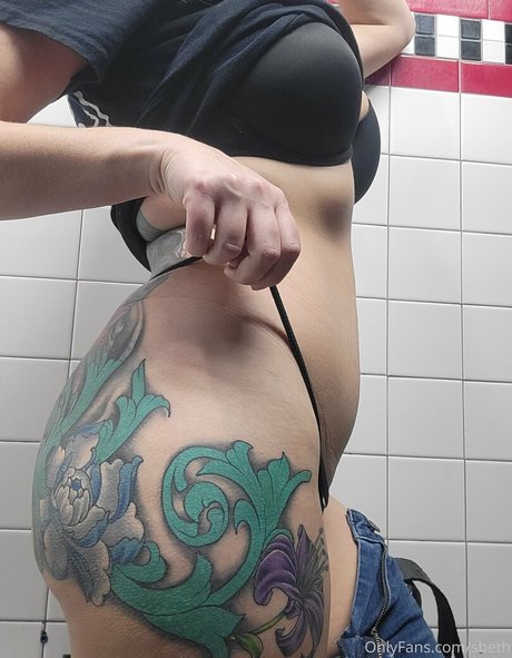 sbeth erotic pornstar archive