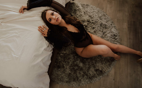pretty onlyfans beautiful images