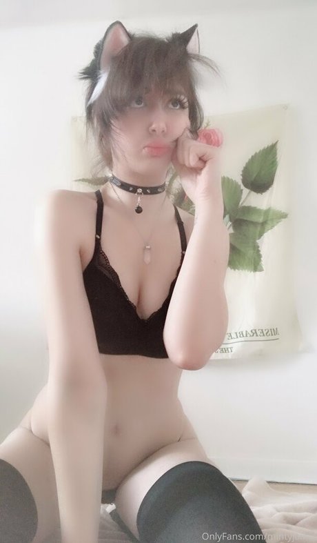 mintyjamie naked star archive