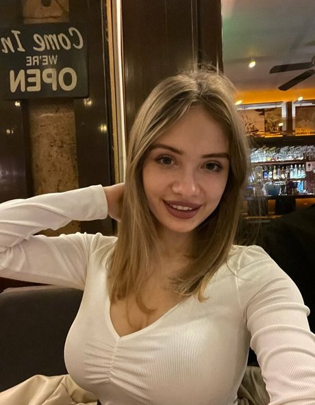 Esvittie xxx actress img