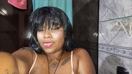 Xyee hot model pics