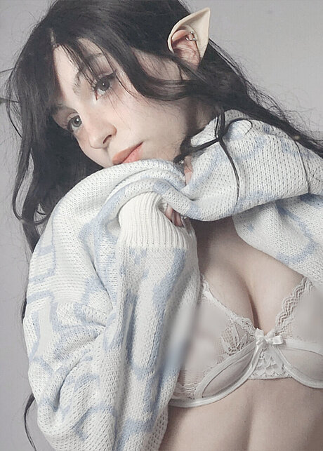 Lily Seraphine star nudes photos