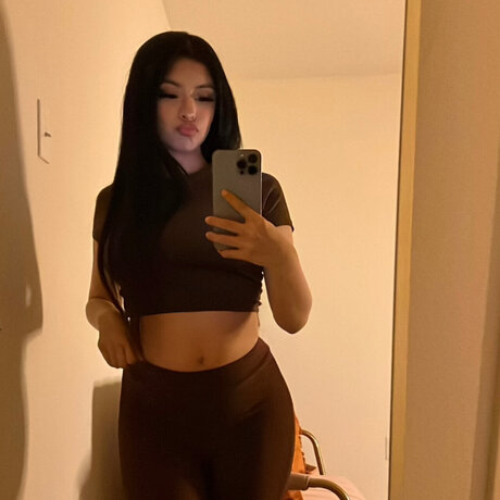 dayze exclusive model images