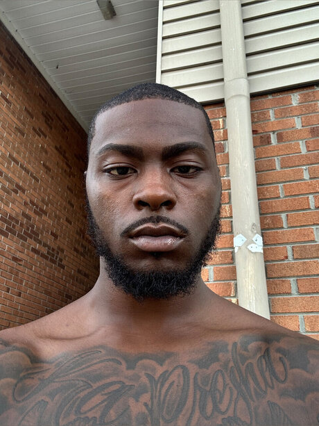 Longdck21 top profile image