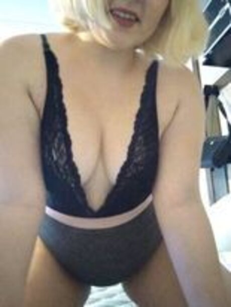 Adaradactyl model hot pictures