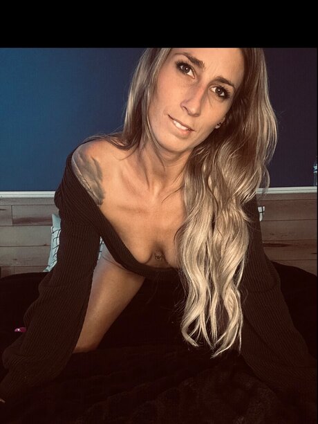 Haleyyfofree star beautiful pics