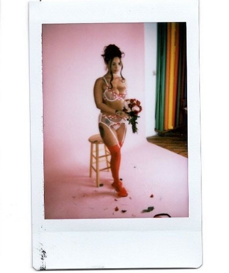Sally Spice beautiful model img