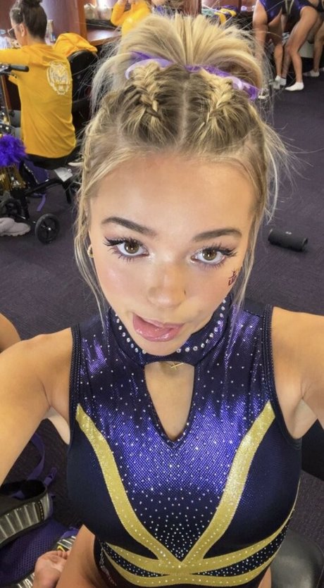 Livvy Dunne perfect pornstar pic