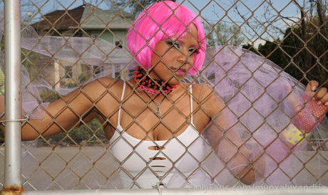 mynxalexandria naked model images