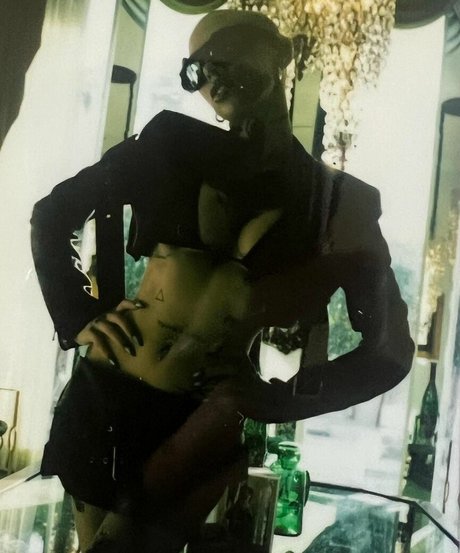 Siiickbrain model porn pictures