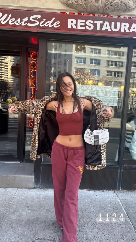 Lily Chee top star picture