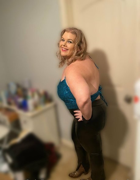 thicknprettybrefree model pretty pics
