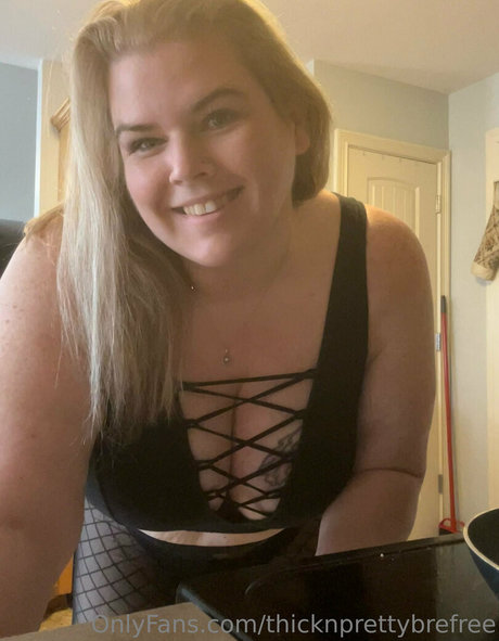 thicknprettybrefree high quality pornstar pic