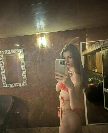 famous midget onlyfans beautiful images