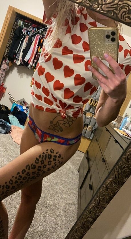 petite black onlyfans pornos photo