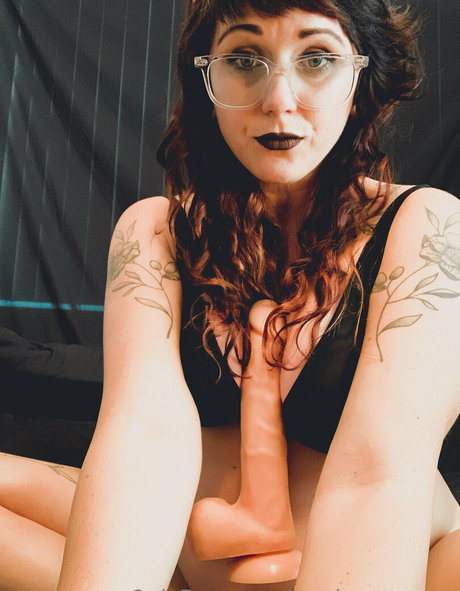 prudencenrope star naked gallery