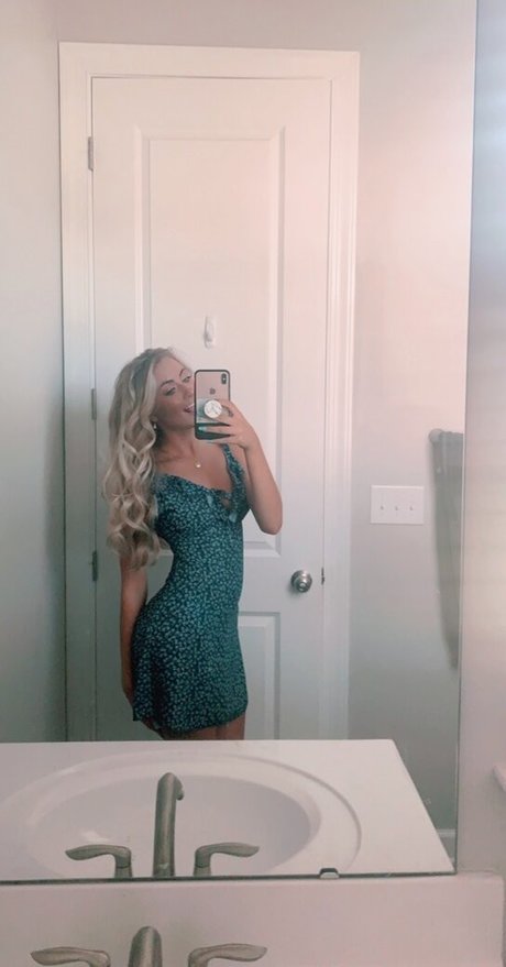 Sarah Kate Stricker star erotic pics