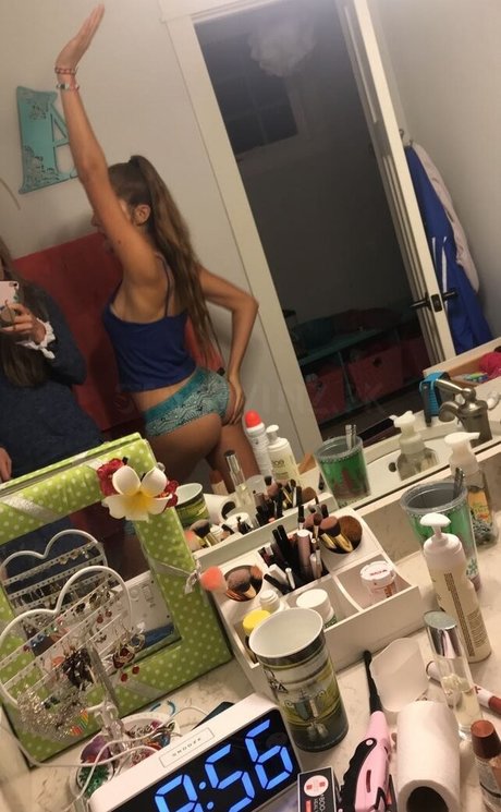 Sarah Kate Stricker erotic star image
