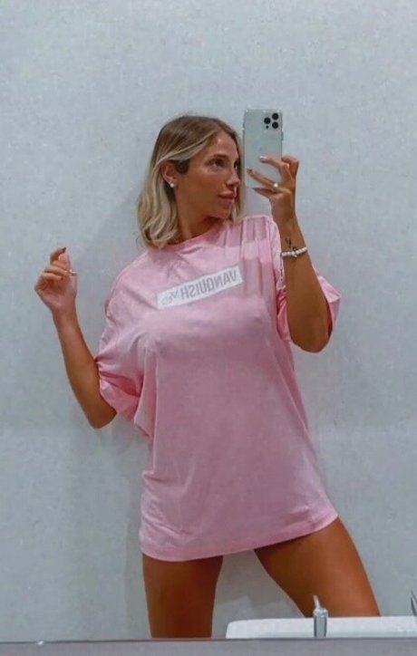Antonella Mantovano star adult pic