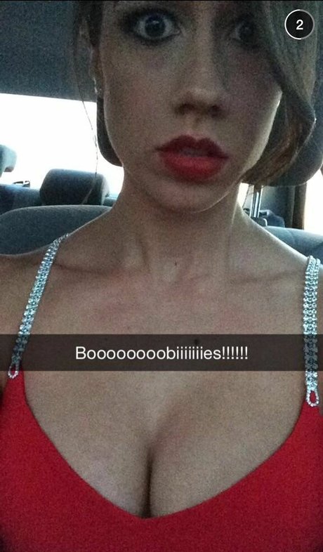 Colleen Ballinger model xxx images