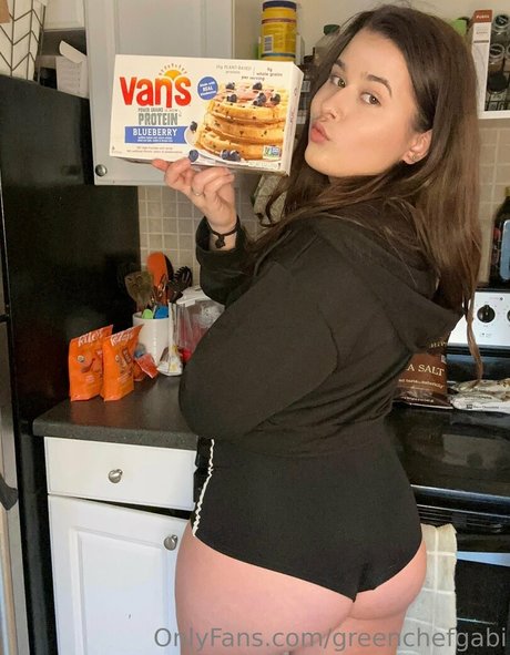 greenchefgabi erotic model picture