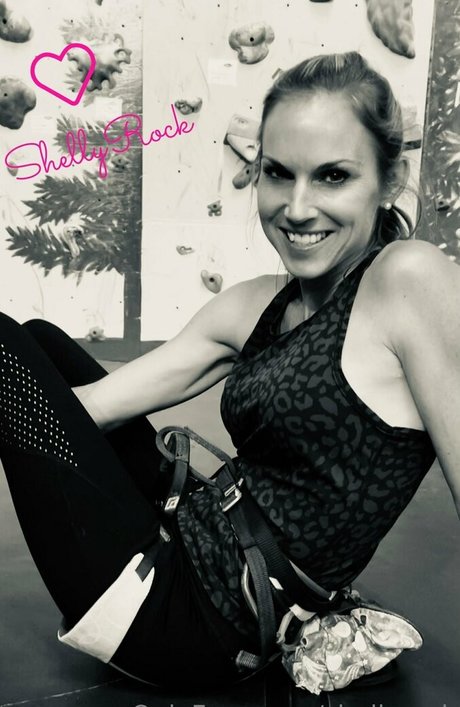 shellyrock nice actress pic