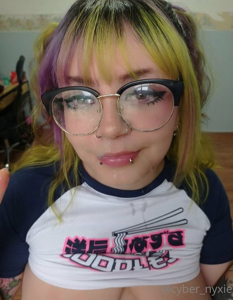cyber nyxie pretty star photo