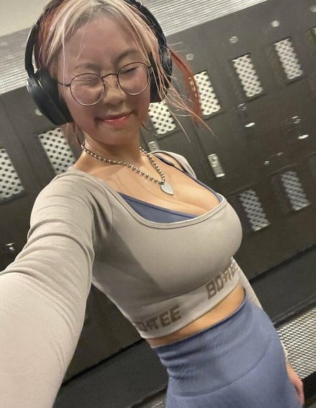 hollyliangg perfect star images