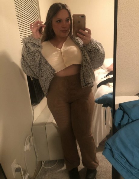 krispytofuuu pornstar erotic pic