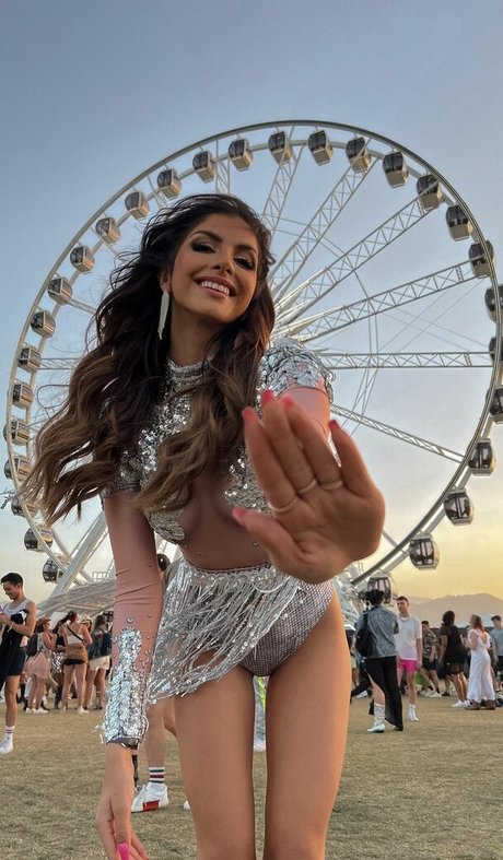 Sarah Sunita hd pornstar photo